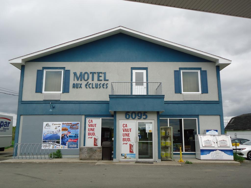 Motel Aux Ecluses Alma Exterior foto